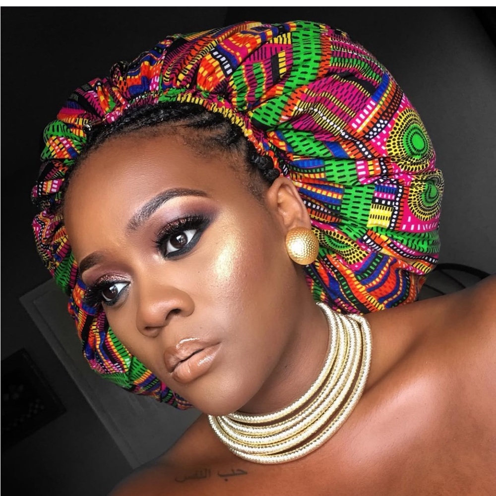 Colorful Bonnet - Picture 4 of 15